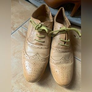 Women's Cognac Oxford Shoes